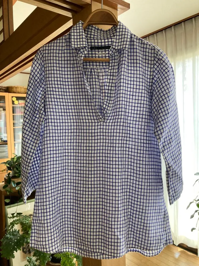 Thumbnail of IENA blouse, three-quarter sleeves, 65% linen