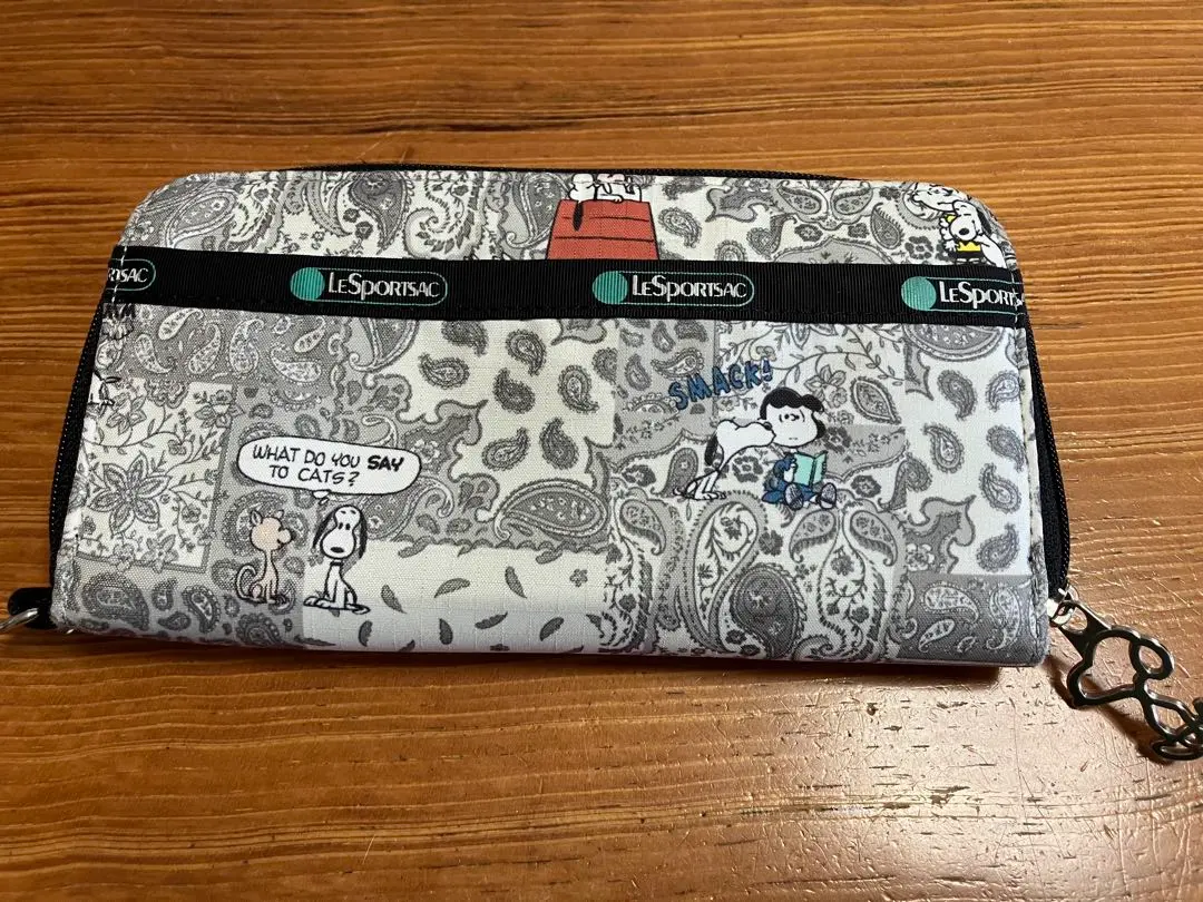 完売品 新品 レスポートサック スヌーピー アンドウッドストック 長財布 3ZIP COSMETIC スヌーピーアンドウッドストックグリーン