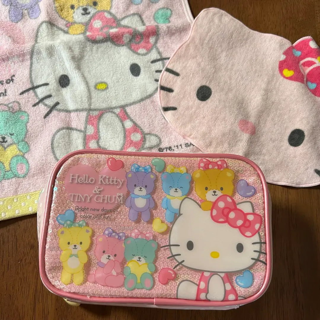 【Hello Kitty 稀有品3件組合 包包 毛巾 Kitty & Tiny Chum】 的縮圖