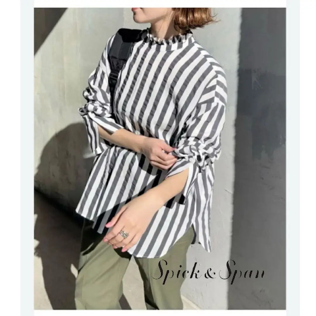 Spick & Span（スピックアンドスパン）の「フリルカラー
