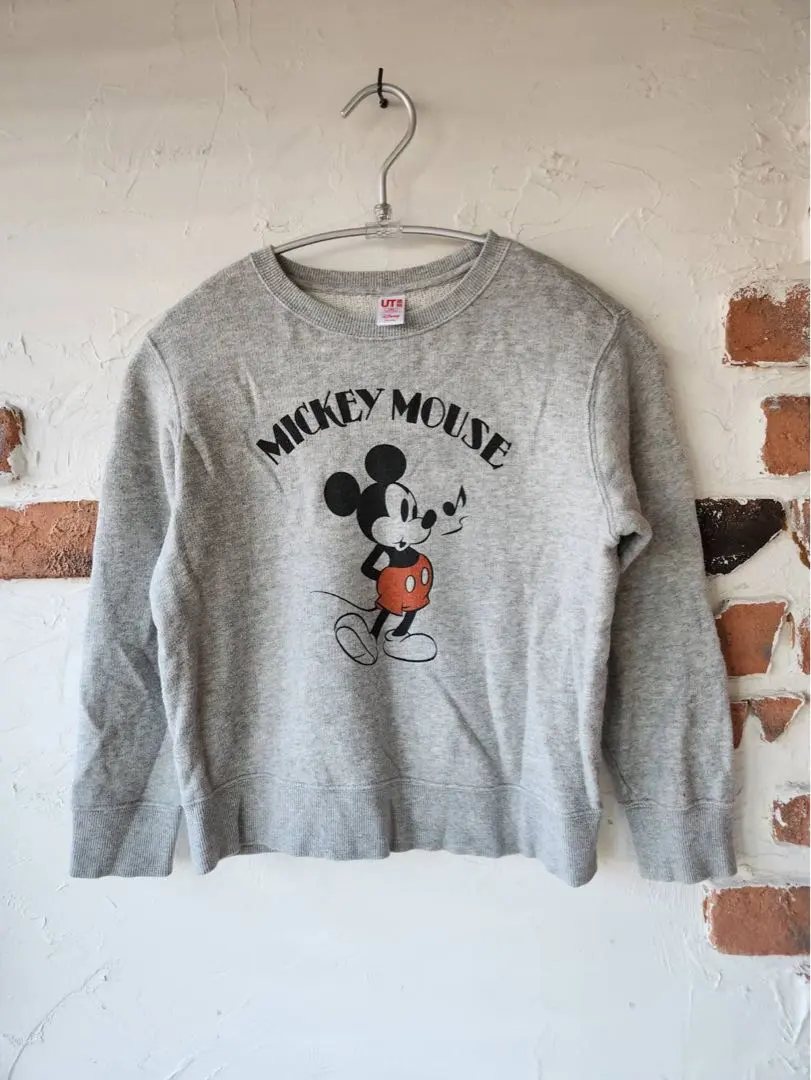 Thumbnail of UNIQLO UT Uniqlo Disney Sweatshirt ②