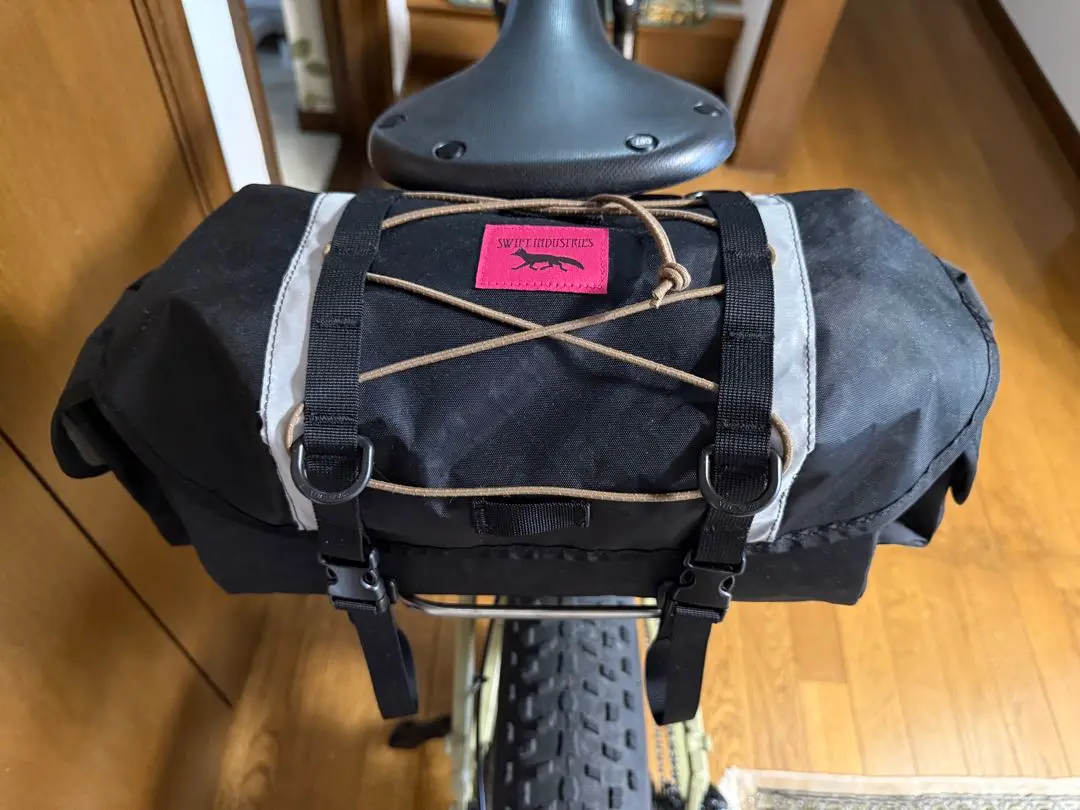 【未使用】SWIFTINDUSTRIES zeitgeist pack (黒) SWIFT INDUSTRIES 「zeitgeist pack」 (eco-pak/BLACK