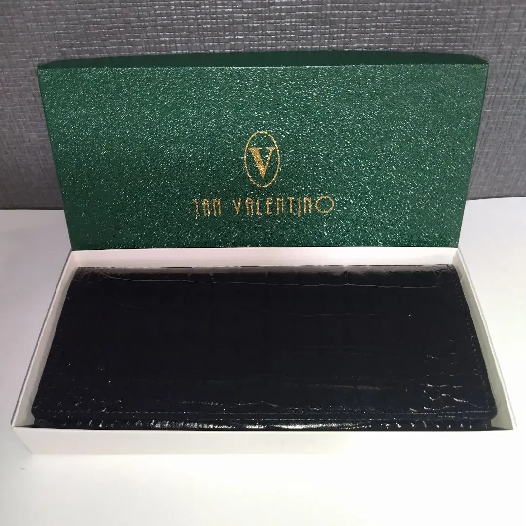 Jan Valentino ワニ革 長財布 2025年最新】長財布 JAN VALENTINOの人気アイテム - メルカリ