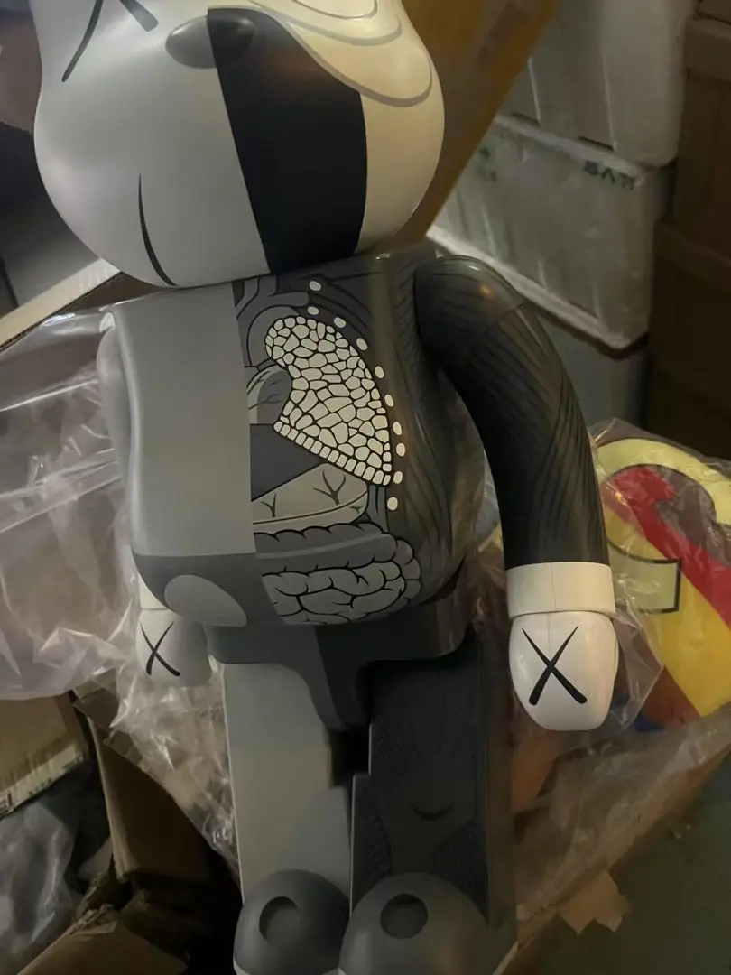 【レア】ORIGINAL FAKE KAWS カウズ ポスター ベアブリック 新品箱未開封 OriginalFake オープン記念 KAWS x BE＠RBRICK 100