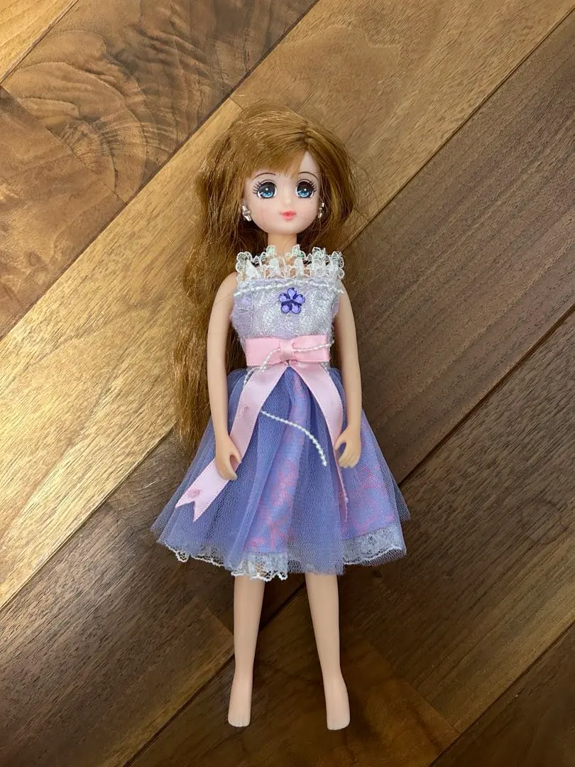 Thumbnail of Karen doll, clothes