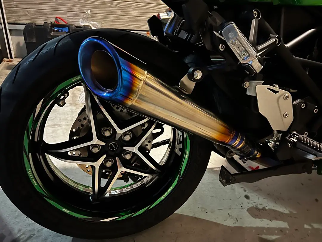 「ジャンク品」Ninja H2触媒カットエキパイ ジャンク品」Ninja H2触媒カットエキパイ