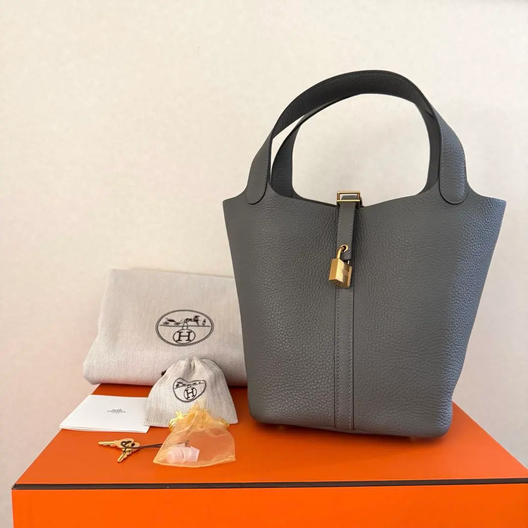 Thumbnail of Excellent Condition: Hermes Picotin Lock MM, Gris Meyer, Gold Hardware