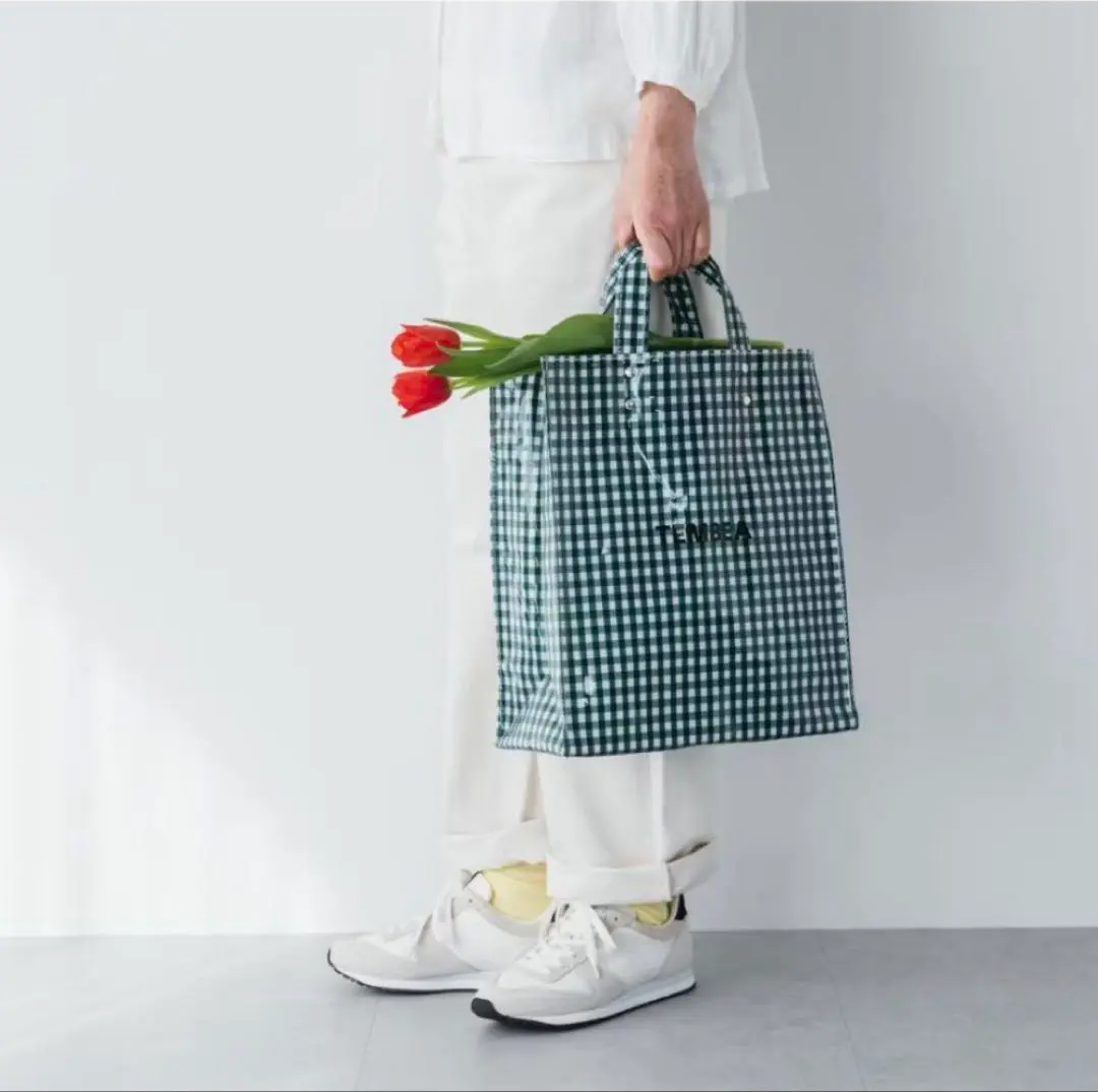 TEMBEA/PAPERTOTE/Mサイズ/ギンガムチェックビニールトートバッグ TEMBEA Paper Tote Small PVC Coating - Gingham Black