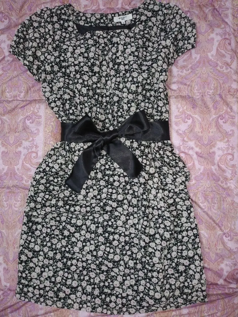 Thumbnail of Natural Beauty Basic ★ Dress M