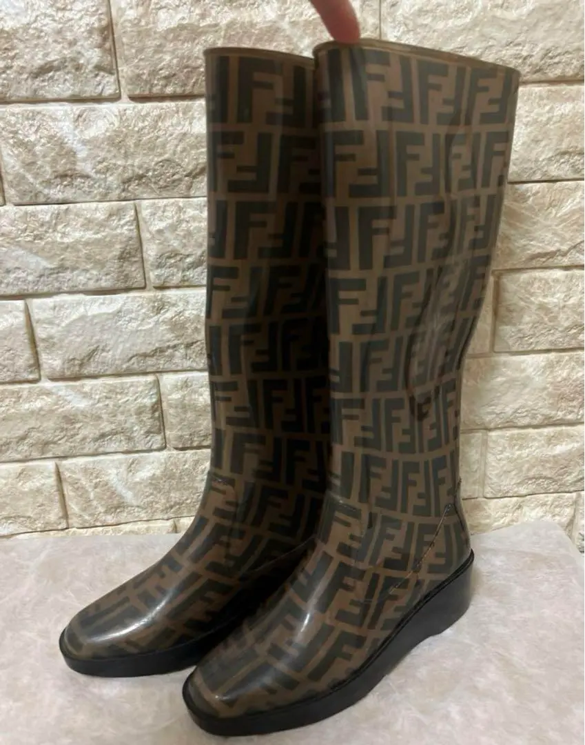 FENDI レインブーツ 最終値下げ m59743951032_1.jpg?1687867114
