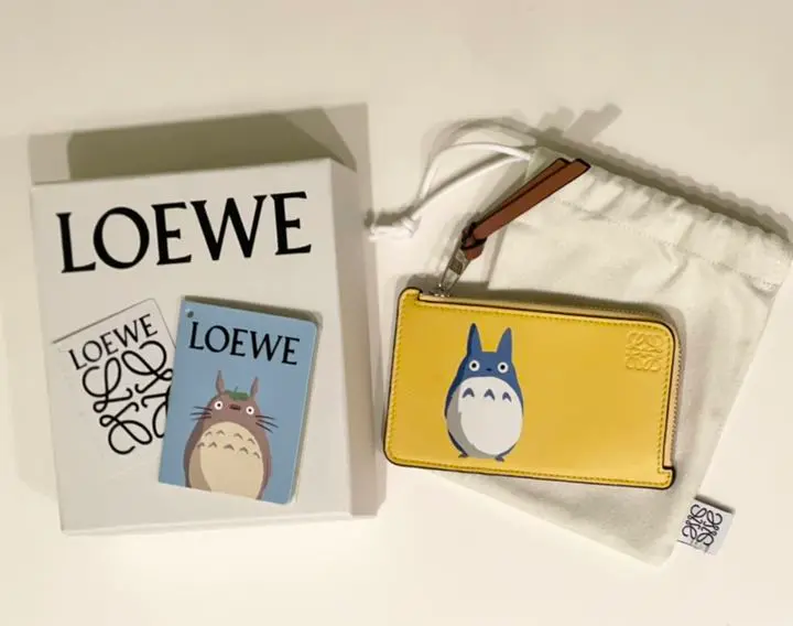 2025年最新】loewe 千と千尋 財布の人気アイテム - メルカリ