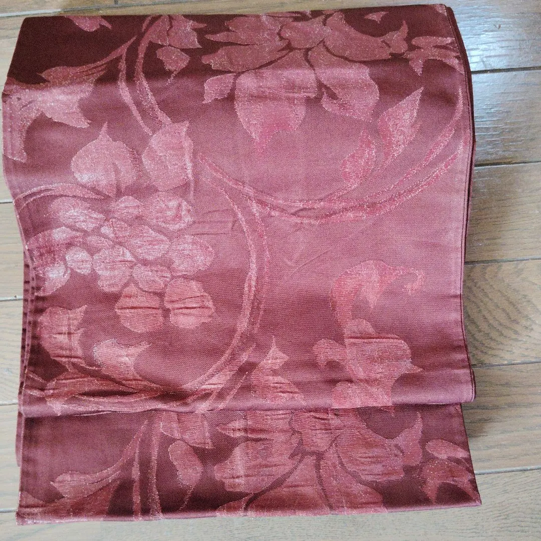 Thumbnail of Nagoya obi: Reduced from 2000 yen to 1900 yen.