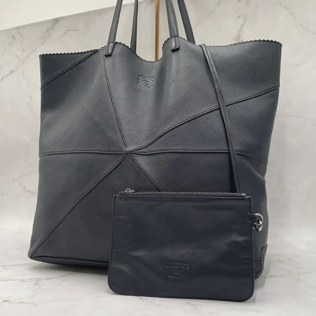 美品●ロエベ　ハンドバッグ　2way　オリガミ　クボ　アナグラム　レザー　黒色 LOEWE】2wayバッグビジネスバッグアナグラム型押しレザーブラック