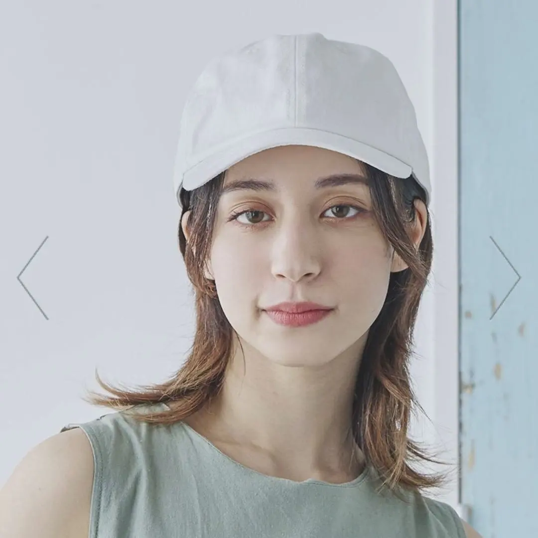 Thumbnail of Cap, white