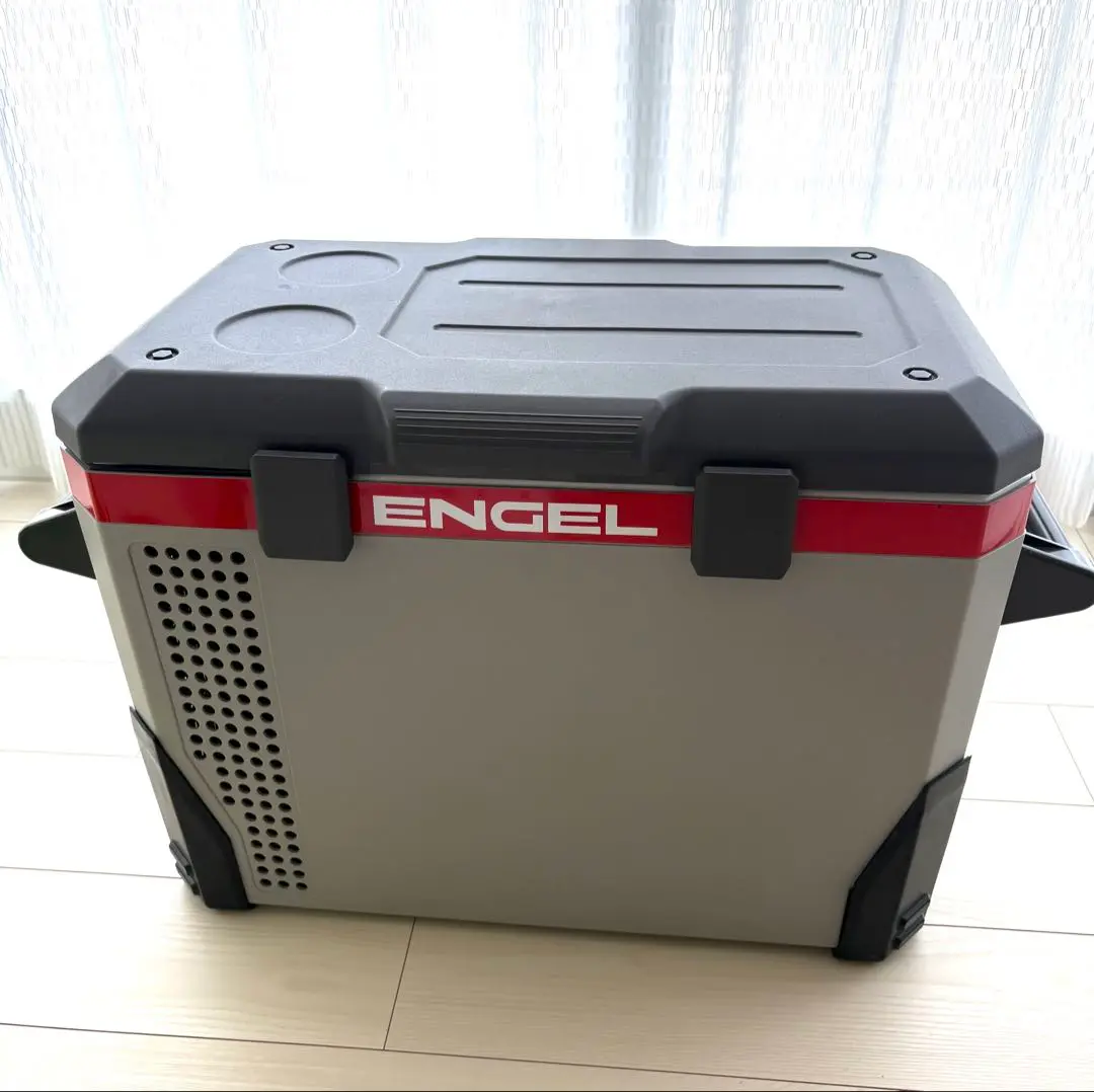 エンゲル　美品　トヨタ純正 冷凍温冷蔵庫 DC12V AC100V澤藤電機 澤藤電機 車載冷蔵庫 エンゲル冷蔵庫 冷蔵庫 MT27F AC100V DC12V