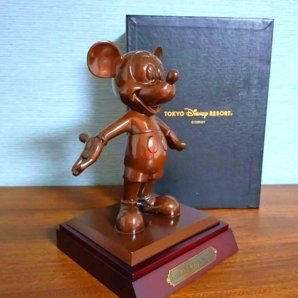 【新品未使用品】東京ディズニーランド ミニー ペデストリアン ブロンズスタチュー 新品未使用品】東京ディズニーランド ミニー ペデストリアン