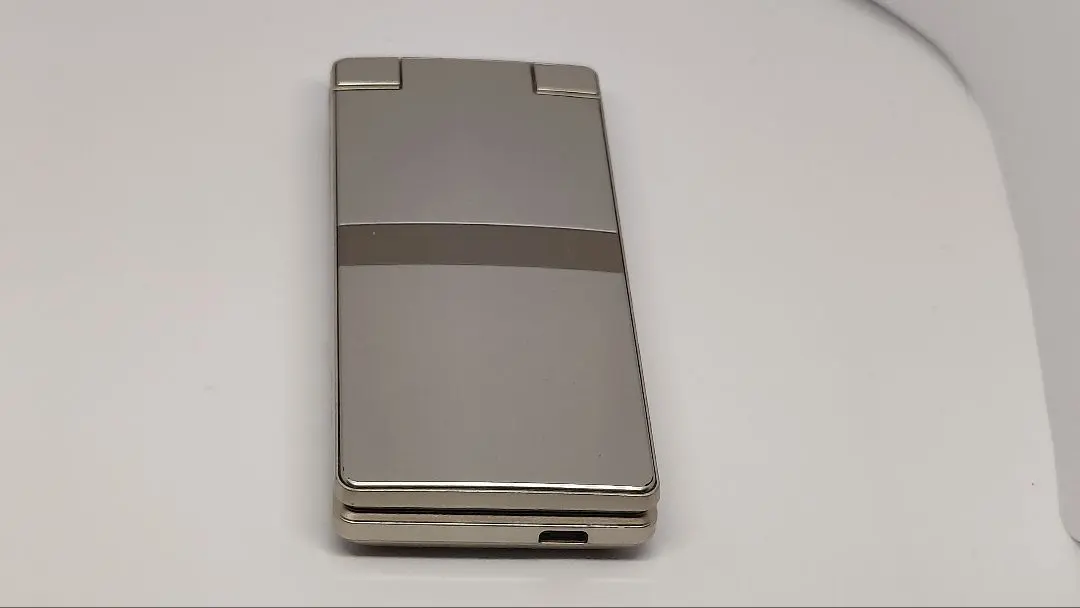 Thumbnail of ✨ au Sharp AQUOS K SHF33 (Gold) ✨ SHF33