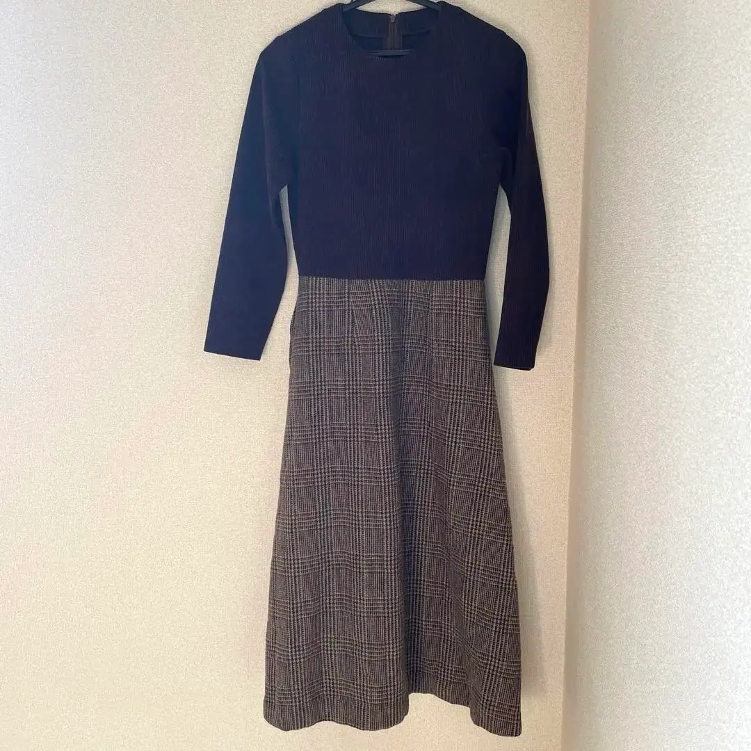Thumbnail of Custom-made long-sleeved corduroy x wool long dress