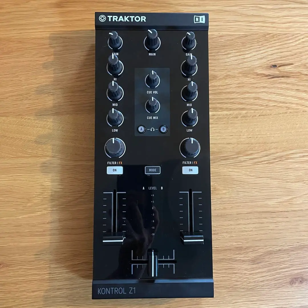 美品　TRAKTOR KONTROL Z1 専用ケース付 Native Instruments Traktor Kontrol Modular Bag – United States