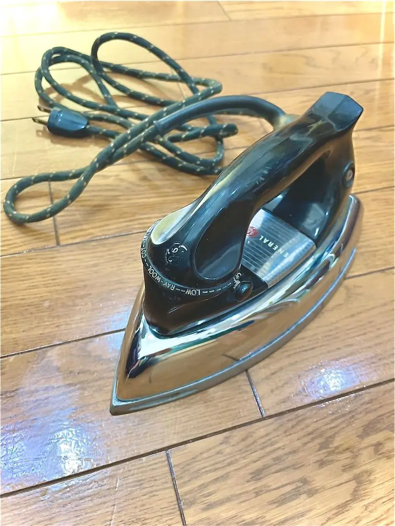 アメリカ　ビンテージ　アイロン　GE PROCTOR WESTERN VINTAGE GENERAL ELECTRIC GE STEAM AND DRY TRAVEL IRON | eBay