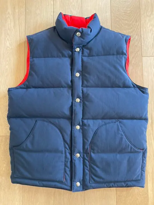 スタンダードカリフォルニア　ダウンベスト グリーンM シェラデザインズダウンベストグリーンDOWNVEST7981Green60/4064