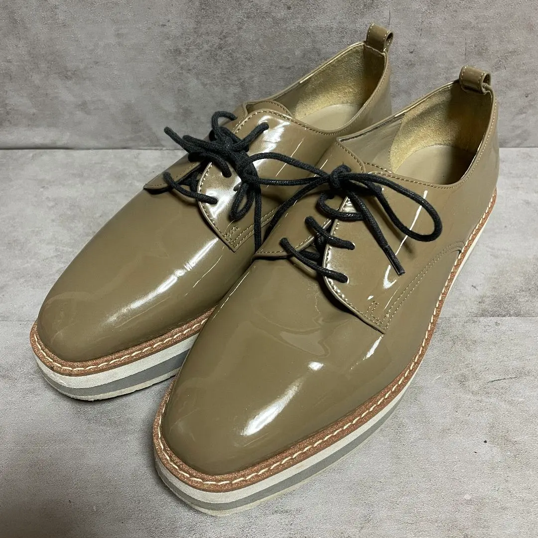 Thumbnail of 【Diana】(23.5) Lace-up Shoes Platform Patent Beige