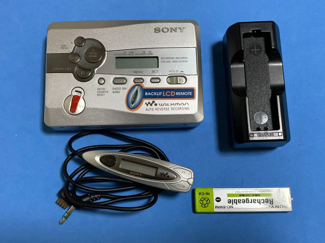 SONY WALKMAN 高性能録再機 カセットウォークマン WM-GX688 Sony WM-GX688 Walkman 워크맨 - YouTube