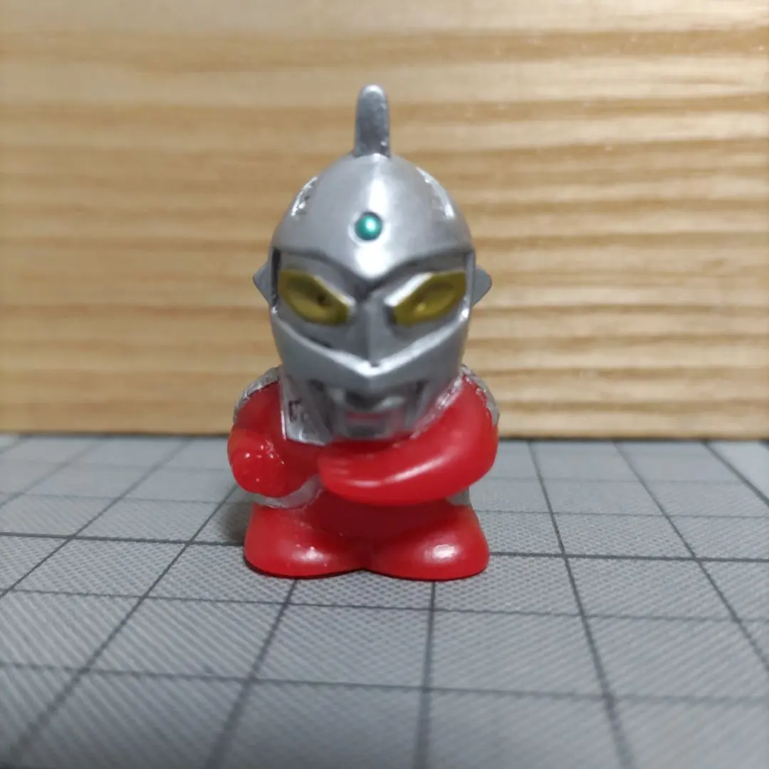 Thumbnail of Mini Finger Puppet Figure: Ultraman Seven