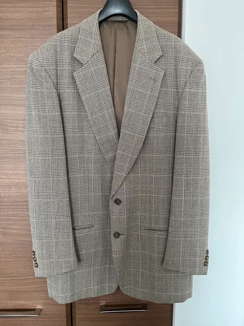 雷諾　元素　格紋 米色 西裝外套 的縮圖