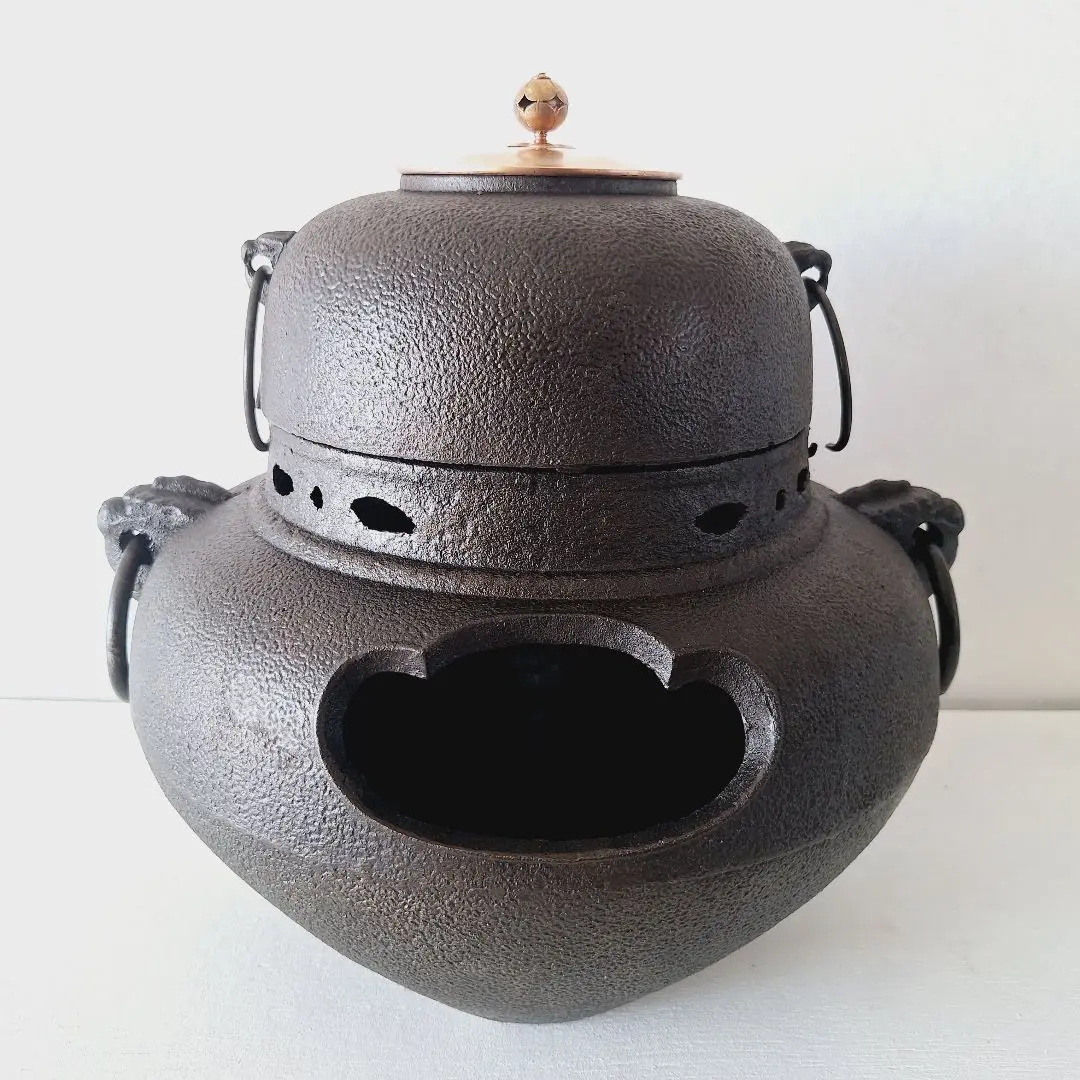 茶道 風炉釜 あじろ鉄 尻張釜 刷毛目釜 未使用品 新品 茶道 風炉釜 あじろ鉄 尻張釜 刷毛目釜 未使用品 新品
