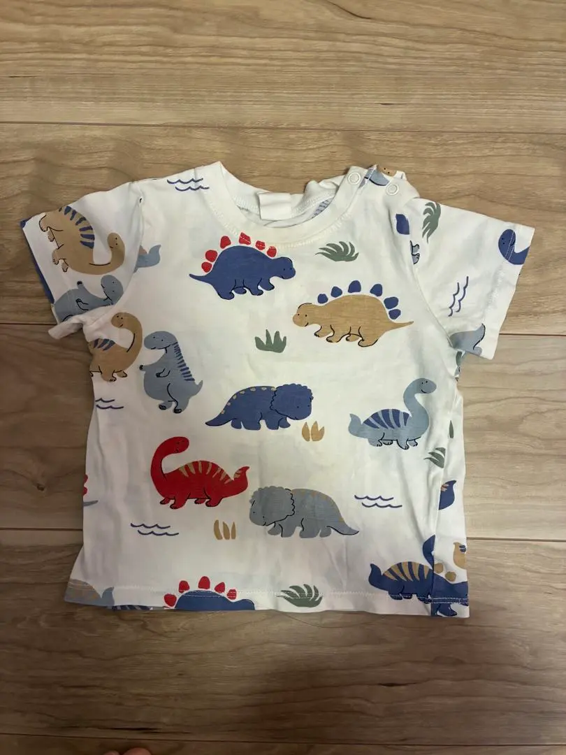 Thumbnail of Baby clothes, short-sleeved T-shirt, dinosaur, size 80