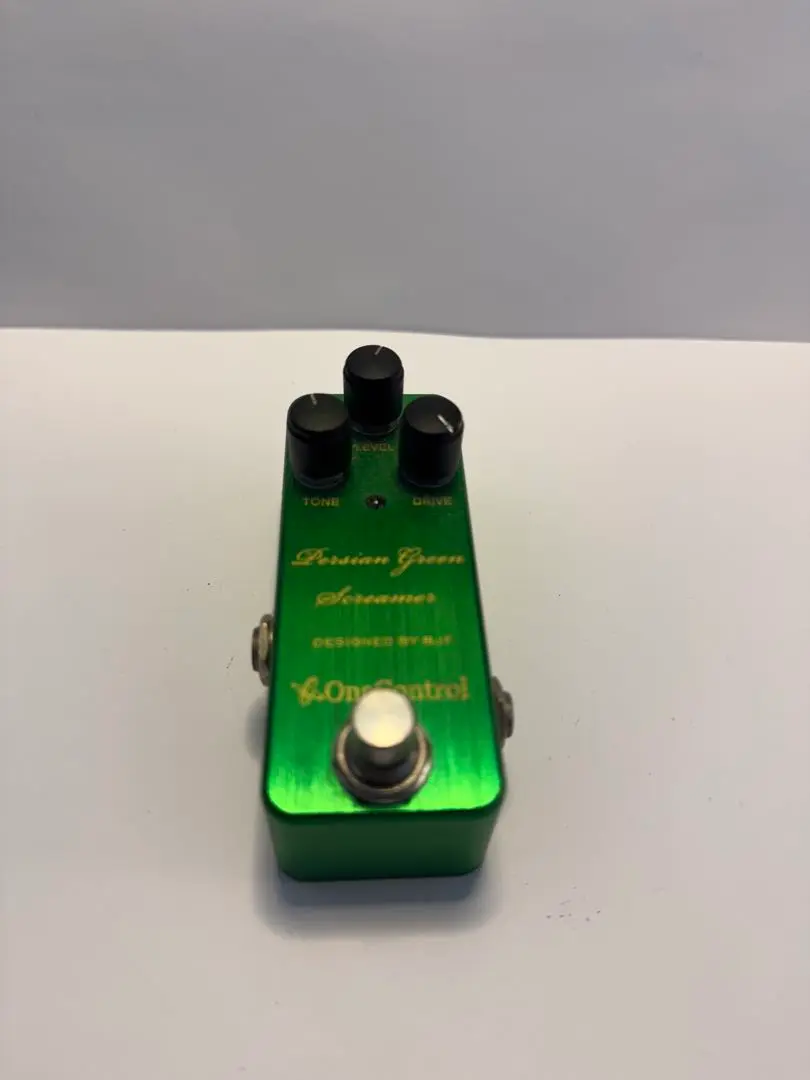 One Control Persian Green Screamer - YouTube