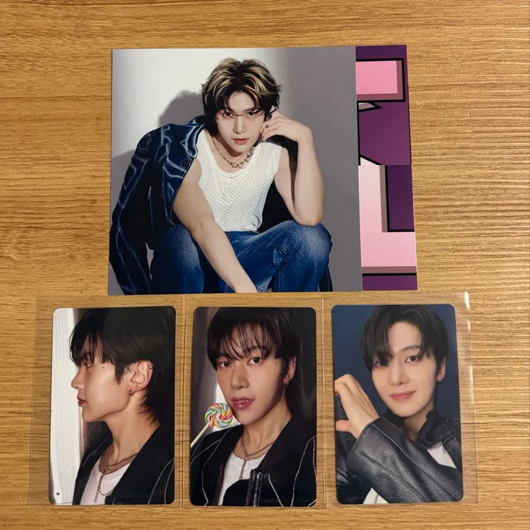 Thumbnail of Matthew ICONIK Trading Card Set