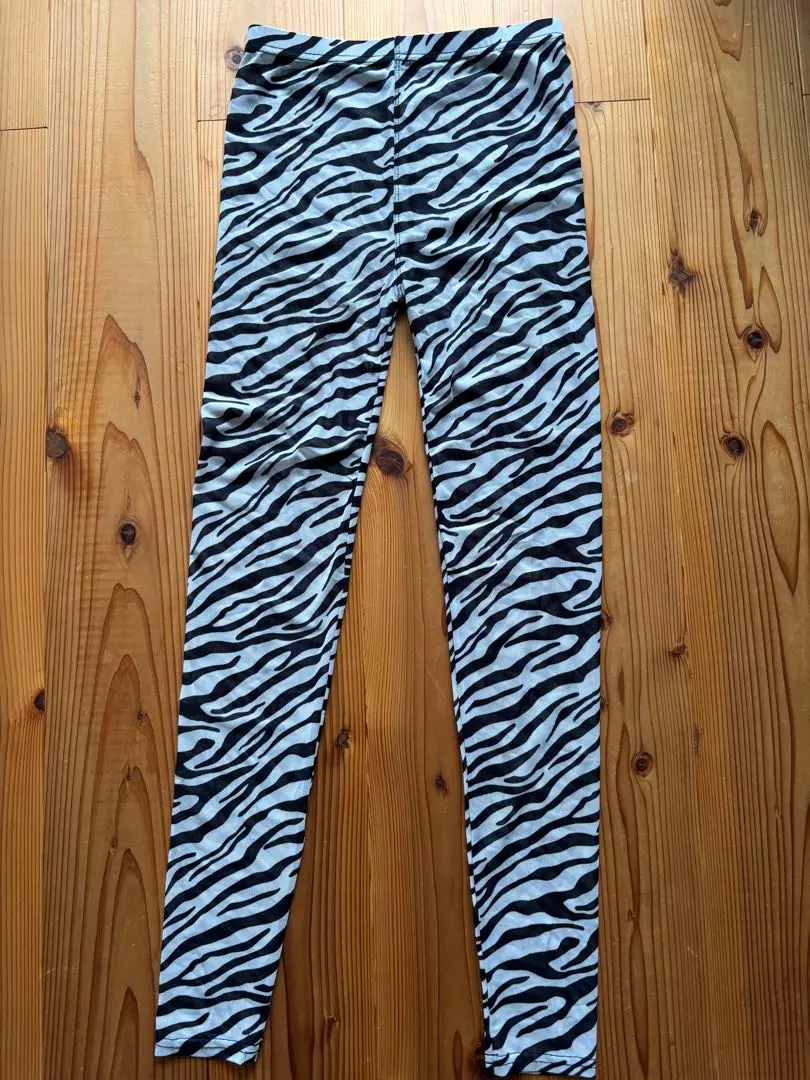 Thumbnail of leggings