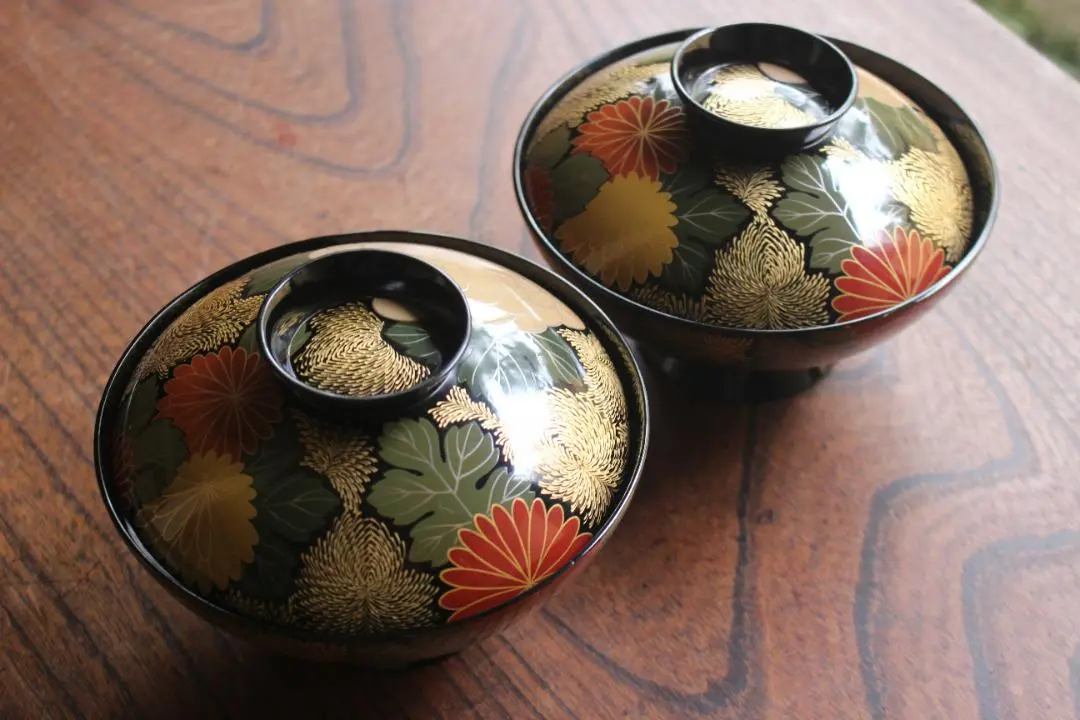 【三谷吾一　撫子　宝石箱　漆器　漆芸　共箱】塗物　骨董　アンティーク　インテリア Amazon.co.jp: 輪島塗文化功労者三谷吾一沈金しのぶ文小筥共箱