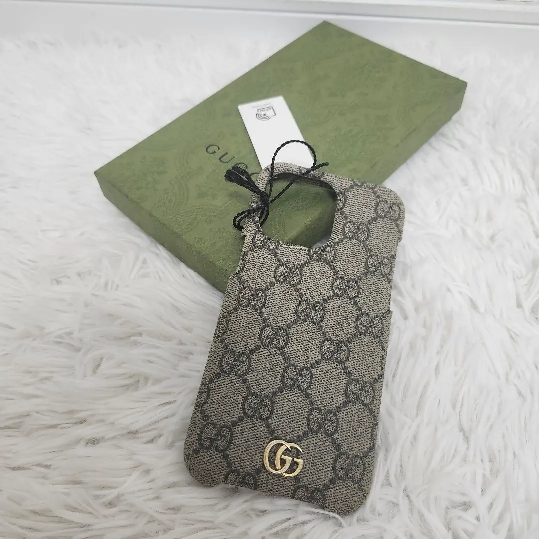 【新品未使用】GUCCI Iphone15pro グレー GGパターン ギフト GUCCI GGパターン iPhone15proケース - メルカリ