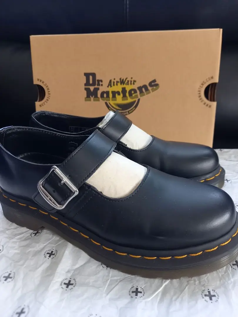 【未使用級✨】大人気　ドクターマーチン 　メリージェーン5026 10%OFF Dr.Martens ドクターマーチン 5026 メリージェーン ストラップ