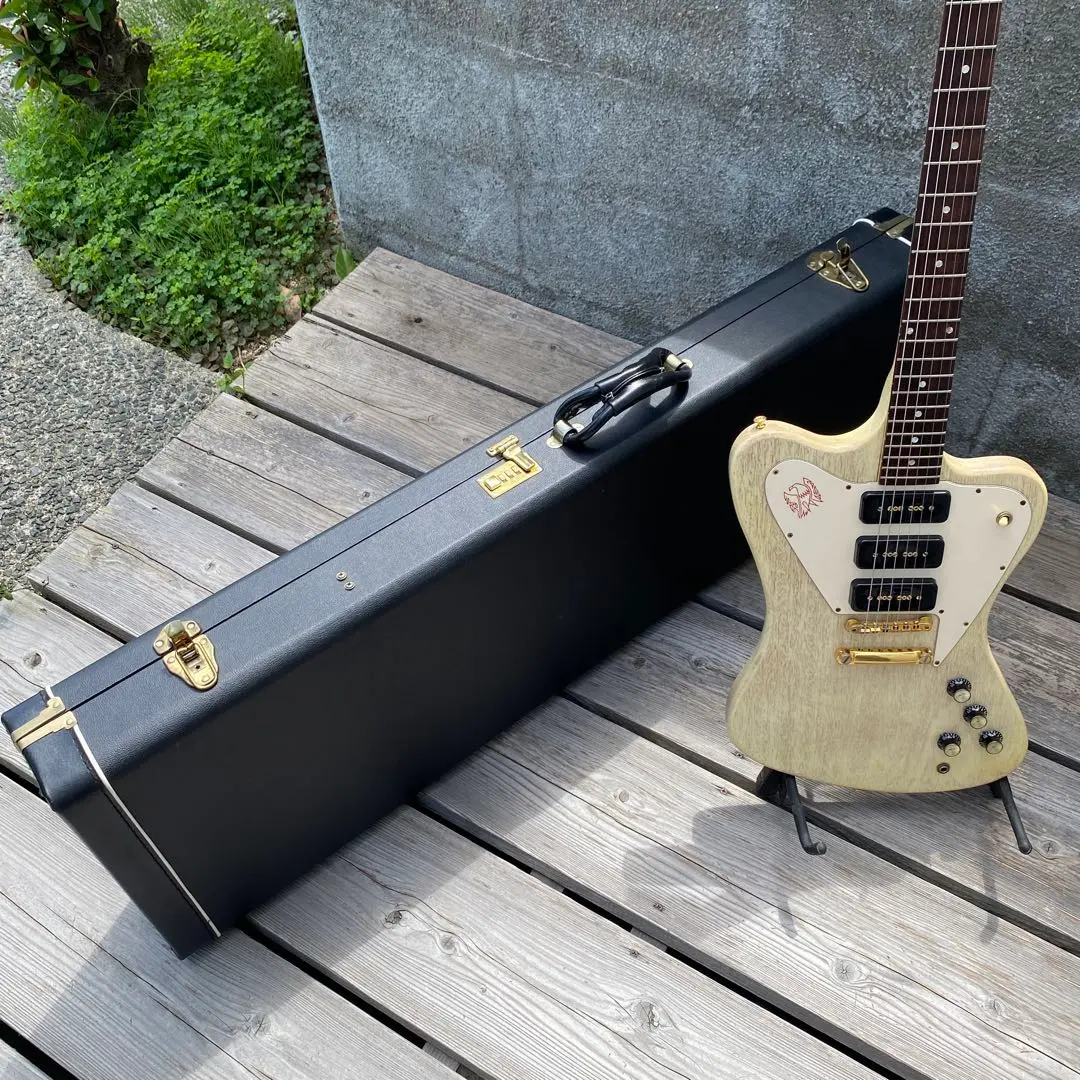 エレキギター ファイヤーバード 「希少」ギブソン ハードケース付 Gibson Custom Shop Firebird Custom w/ Ebony Fingerboard