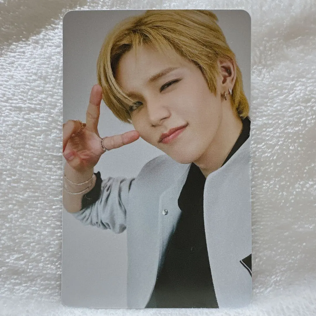 Thumbnail of RIIZING LOUD RIIZE Lenticular Card - Shotaro