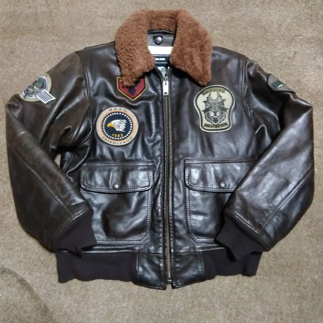 ハーレーダビッドソンの刺繍入りミリタリージャケット ビクトリー・レーンIIレザージャケット -ハーレーダビッドソン