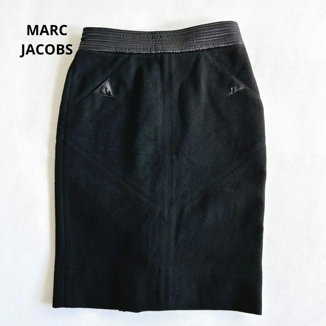 Thumbnail of Marc Jacobs Wool Tight Skirt Black Size 4