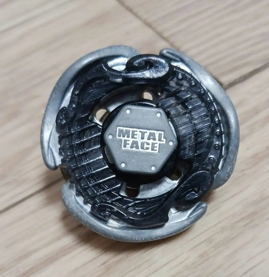 美品　メタルファイト ベイブレード　スクリューレイラー m29840712492_1.jpg?1749987502