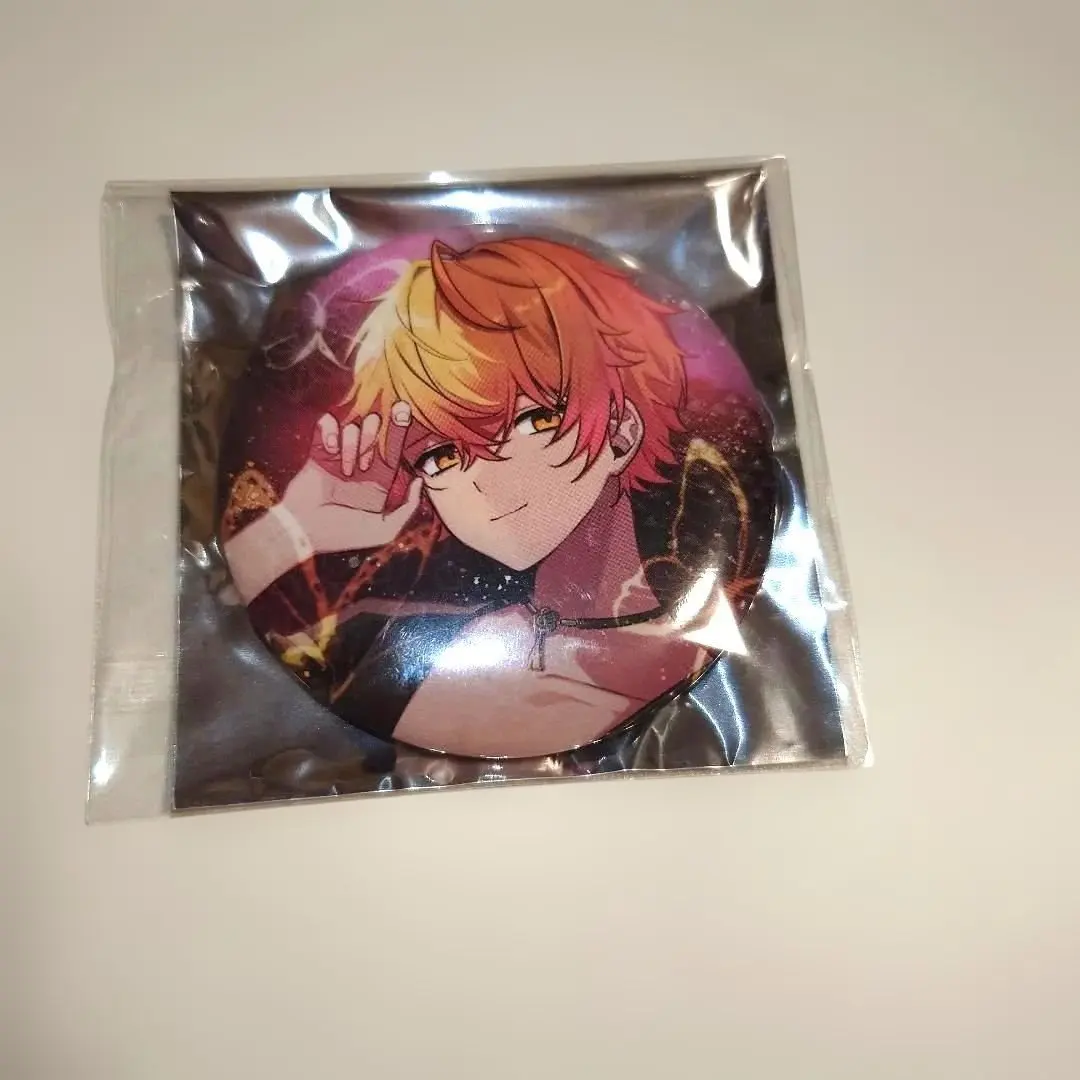 Thumbnail of Sikfoni Mikoto-kun Kiss In Random Can Badge