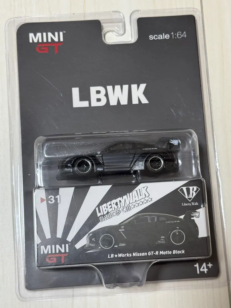 LB★Works Nissan GT-R 啞光黑 1:64 的縮圖