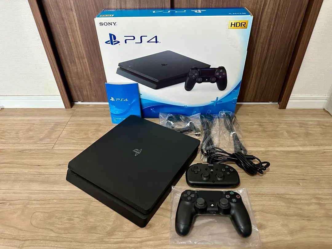 PlayStation4 - PS4本体 CUH-2100A BO1 Amazon.co.jp: PlayStation 4 ジェット・ブラック 500GB(CUH