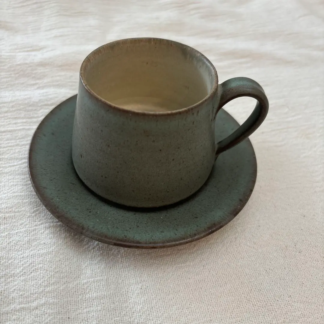 鯨井　円美　稜花皿　白　ピンクベージュ陶器　新品　未使用　2枚セット 稜花皿｜ピンクベージュ｜陶器｜鯨井円美｜和食器通販｜うちる