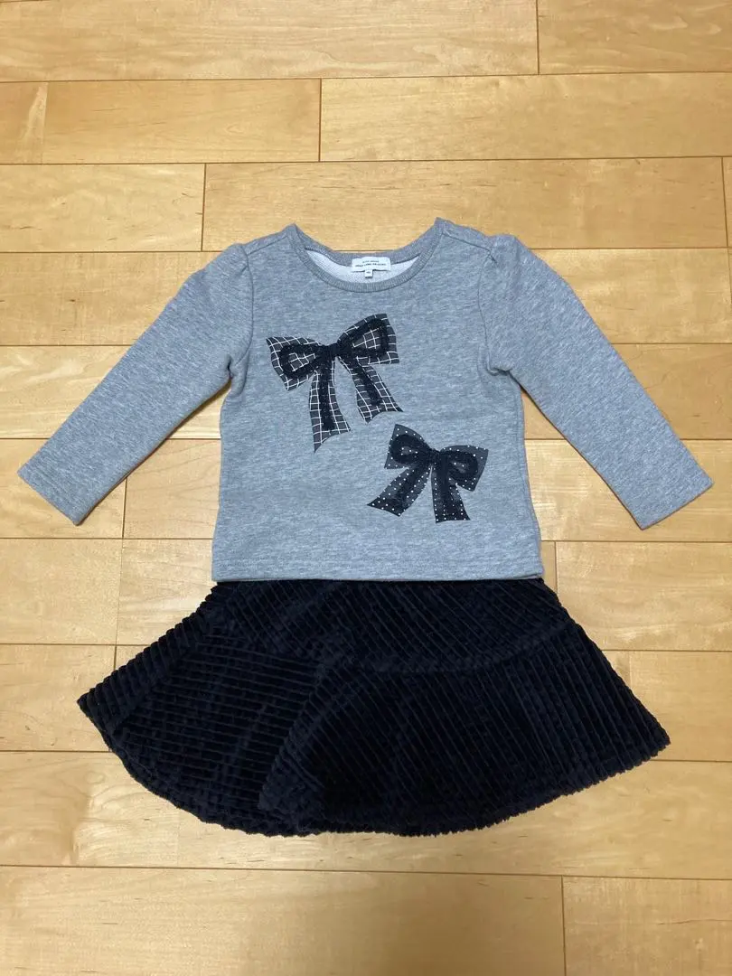 Thumbnail of 105cm GREEN LABEL RELAXING Sweatshirt and Skirt Set