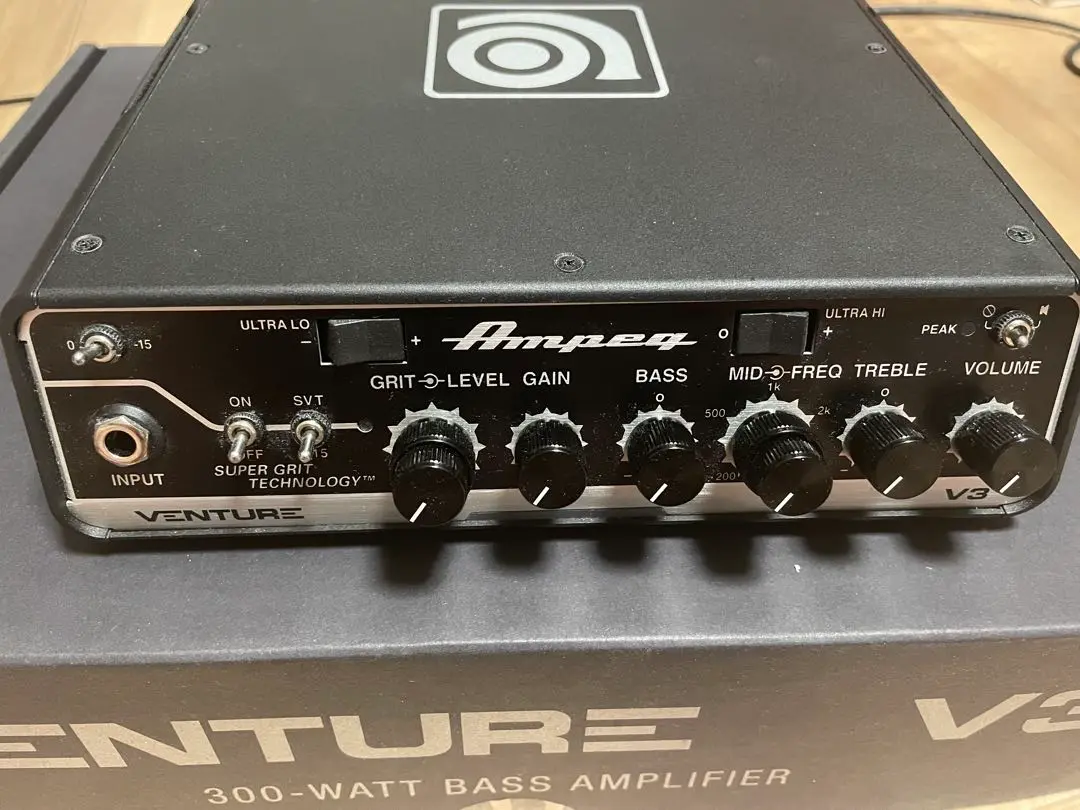 動作品 名機 Ampeg SVT-2 PRO ベース用 ヘッドアンプ Ampeg SVT-212AV｜ミュージックランドKEY