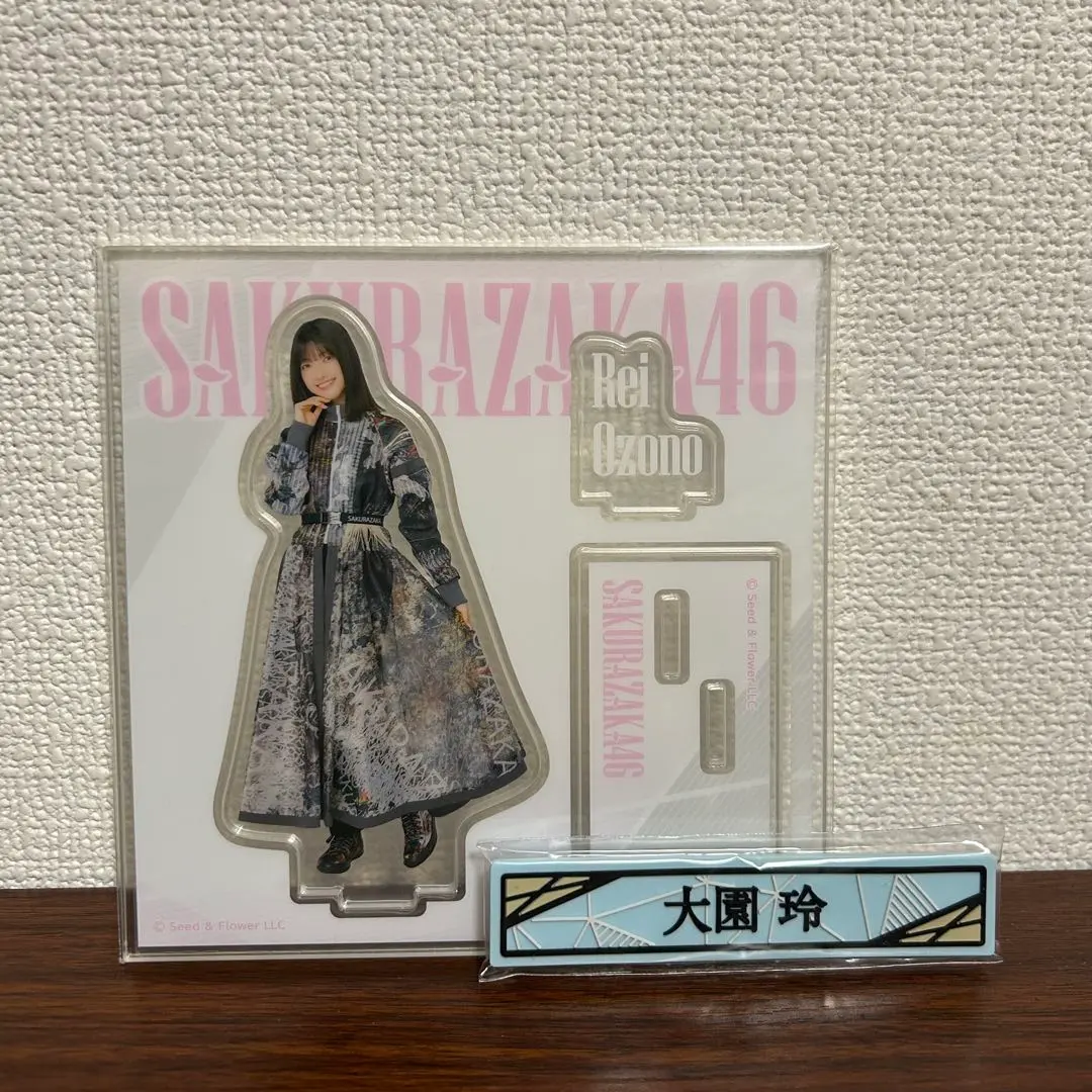 Thumbnail of Rei Ozono (Sakurazaka46) Acrylic Stand & Cable Clip Set of 2