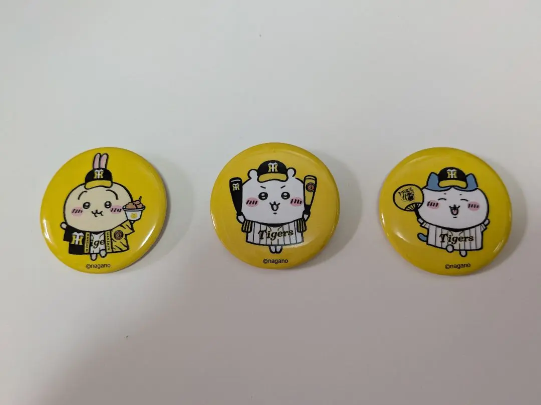 ちいかわ ★ 阪神タイガース 缶バッジ/ちいかわ・ハチワレ ②点セット レビュー高評価の商品！ 阪神タイガース × ちいかわ コラボ缶